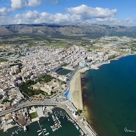 De Laux Szálloda Manfredonia